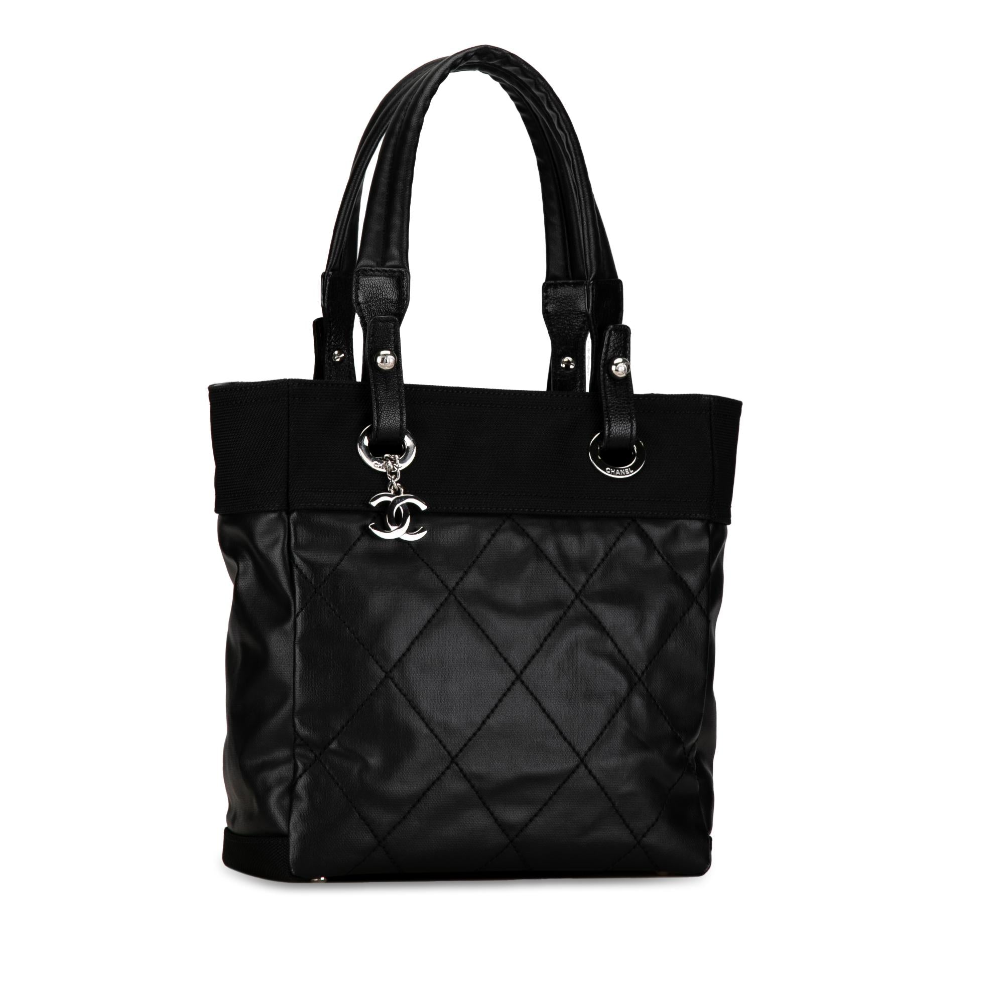 Chanel Tote bag – front view