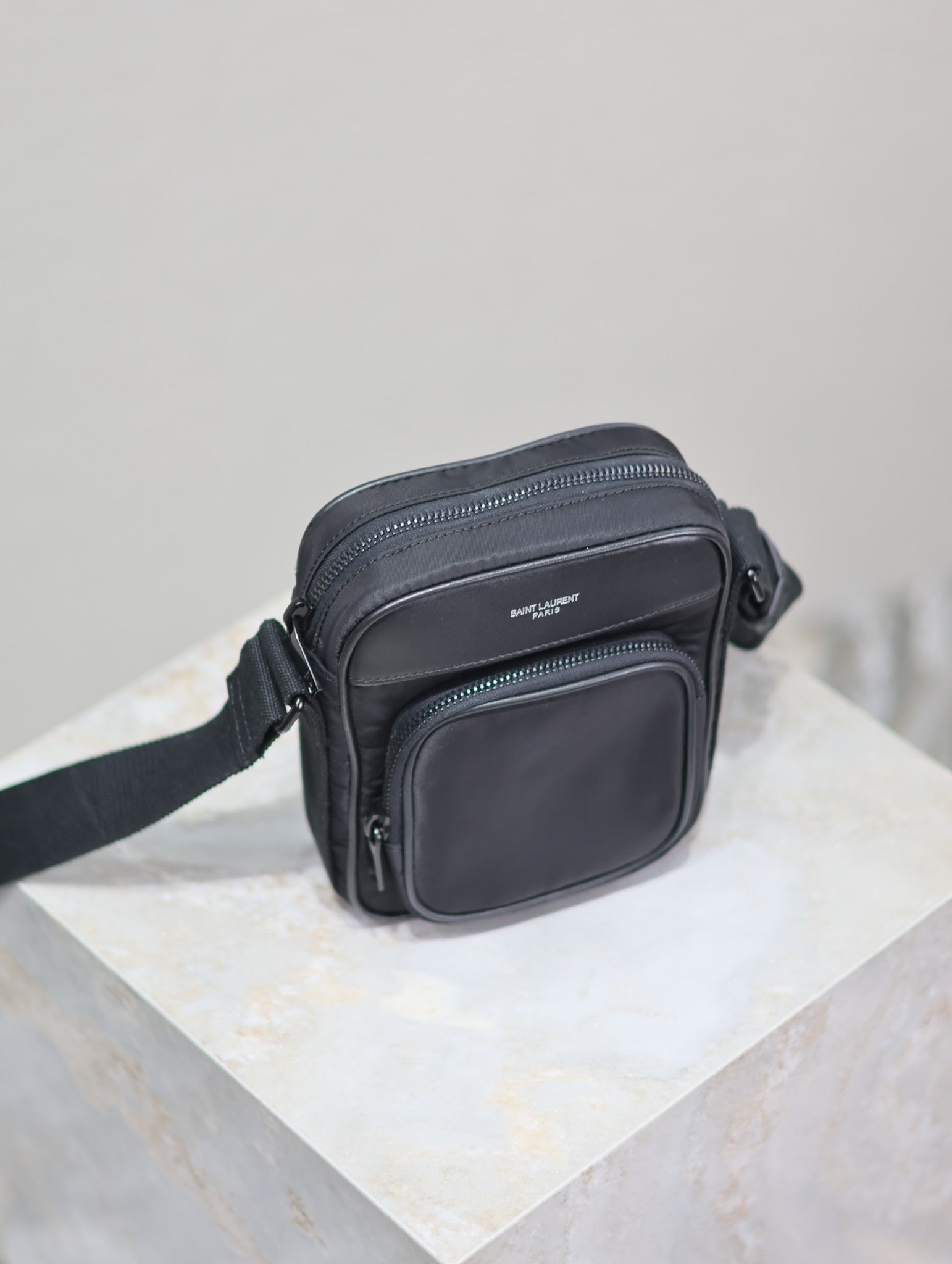 CITY MINI Camera BAG 18 IN Black Econyl